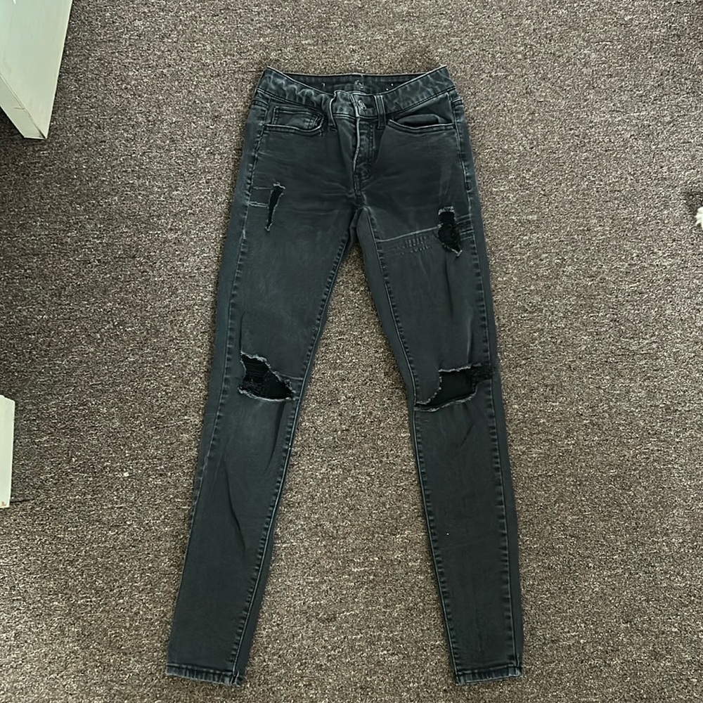 Distressed Black Skinny Jeans